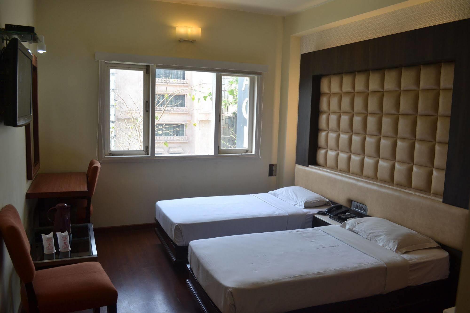 Hotel Pooja Palace Nowe Delhi Zewnętrze zdjęcie