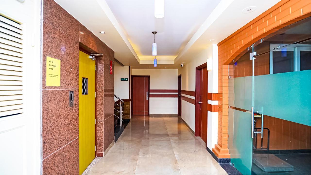 Hotel Pooja Palace Nowe Delhi Zewnętrze zdjęcie
